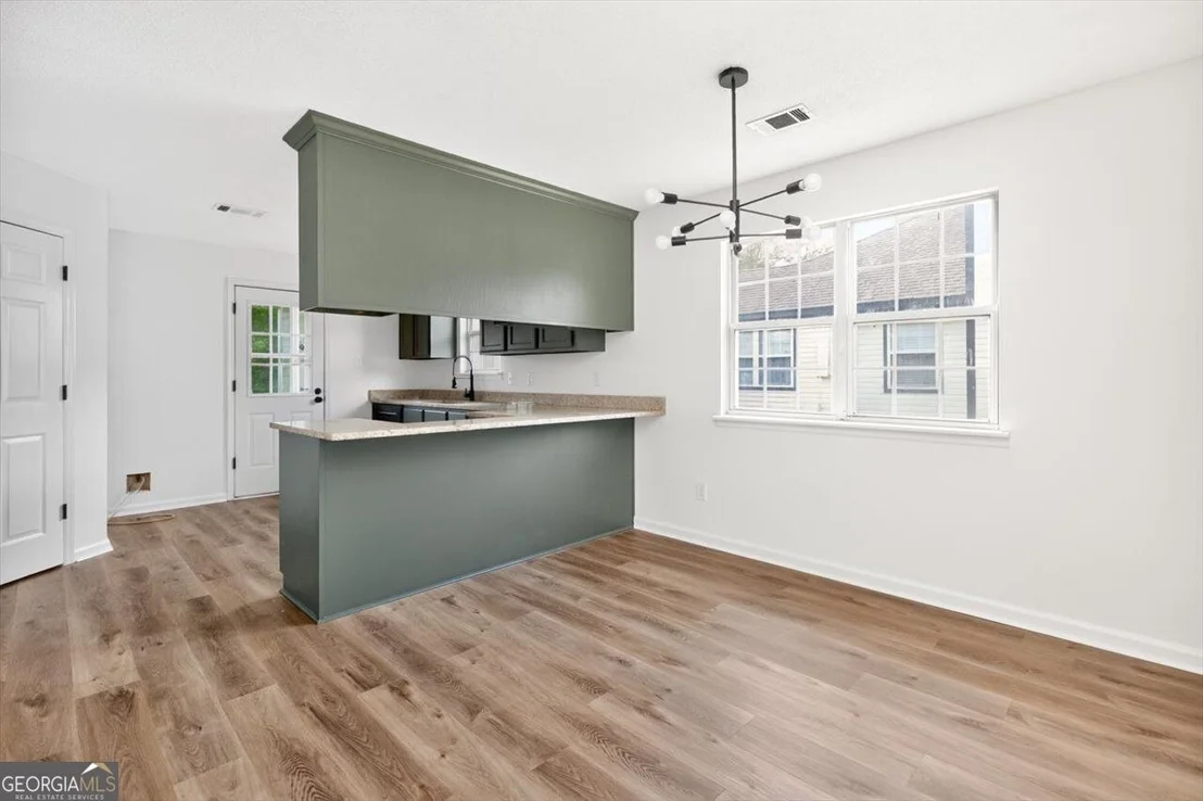 Photo of 115 Kensington Circle