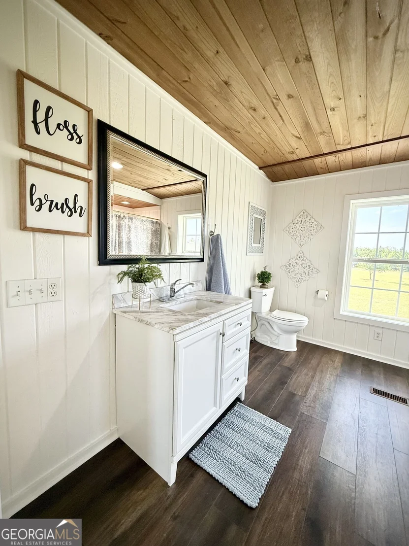 Photo of 2495 Broxton Highway