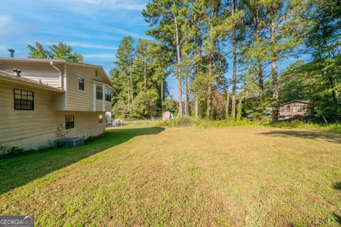 Photo of 4569 Iroquois Trail