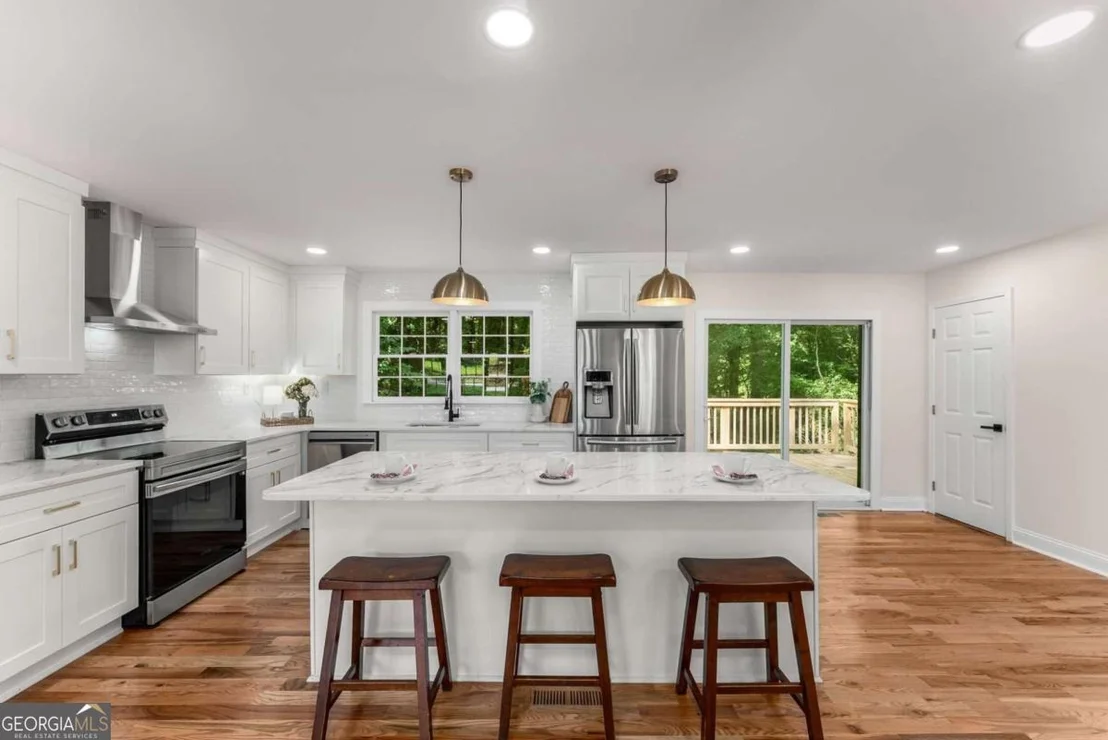 Photo of 57 Hillcrest Drive SE