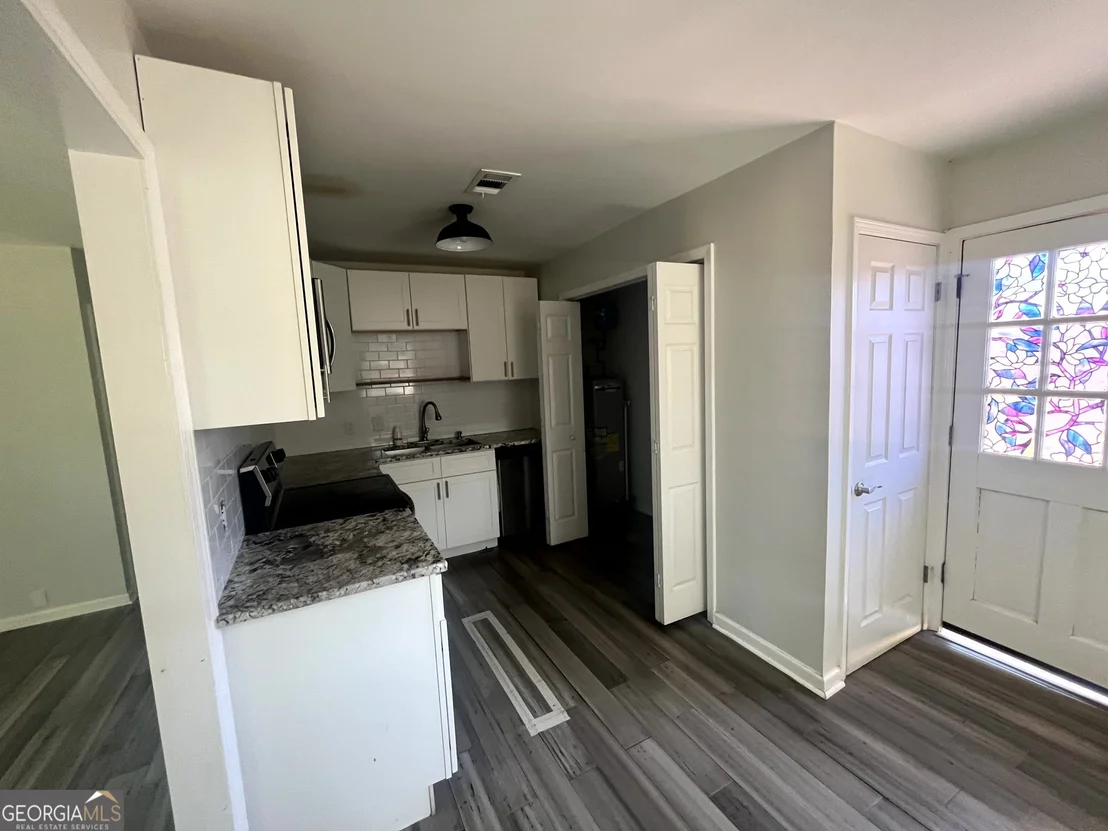 Photo of 2881 Waverly Cove