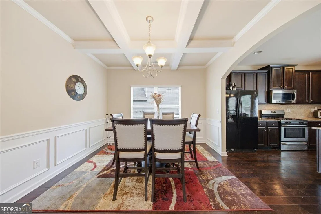 Photo of 1126 Paramount Drive