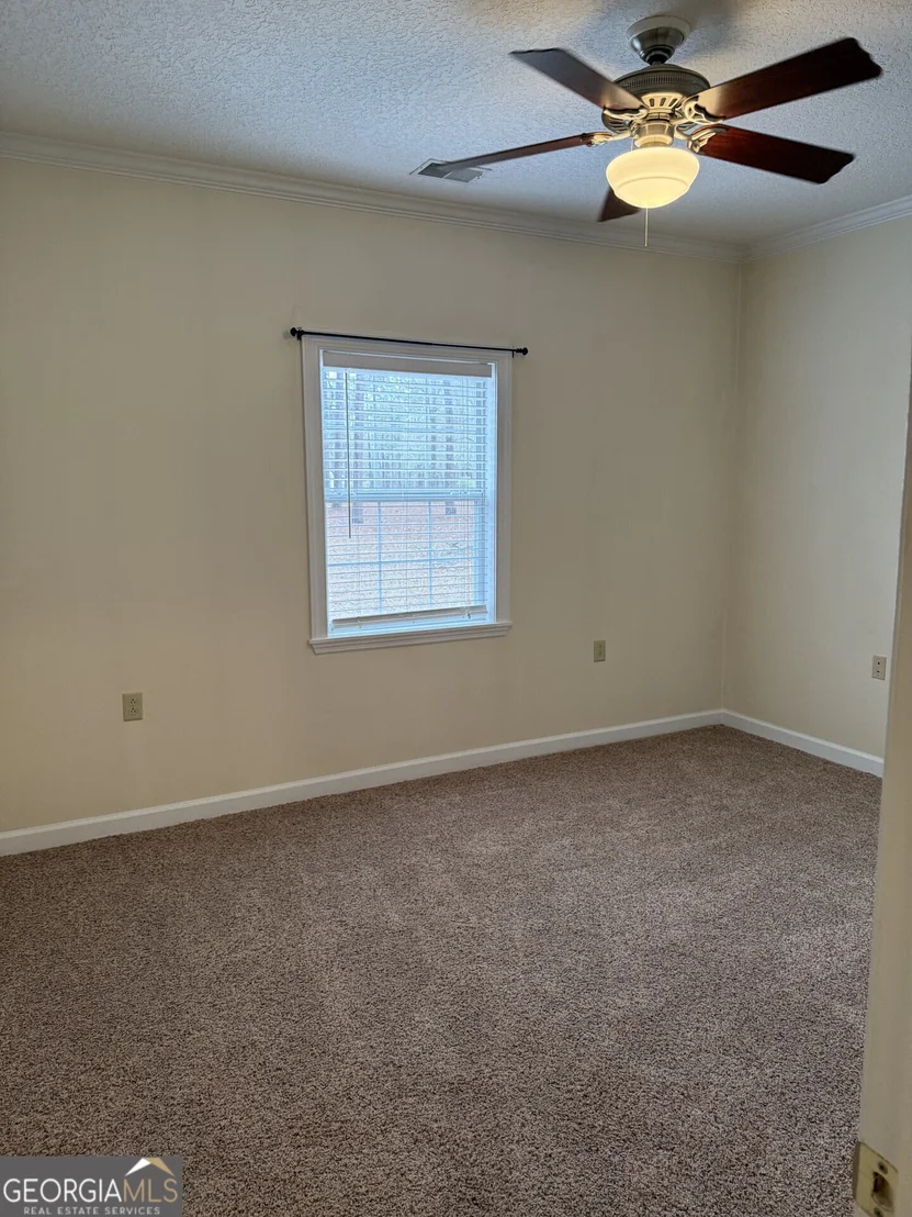 Photo of 102 Oak Circle