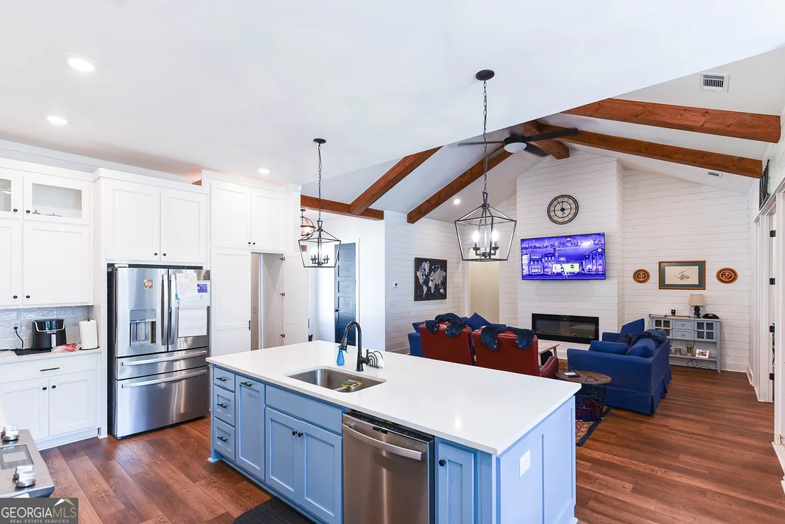 Photo of 209 Lee Road 2121