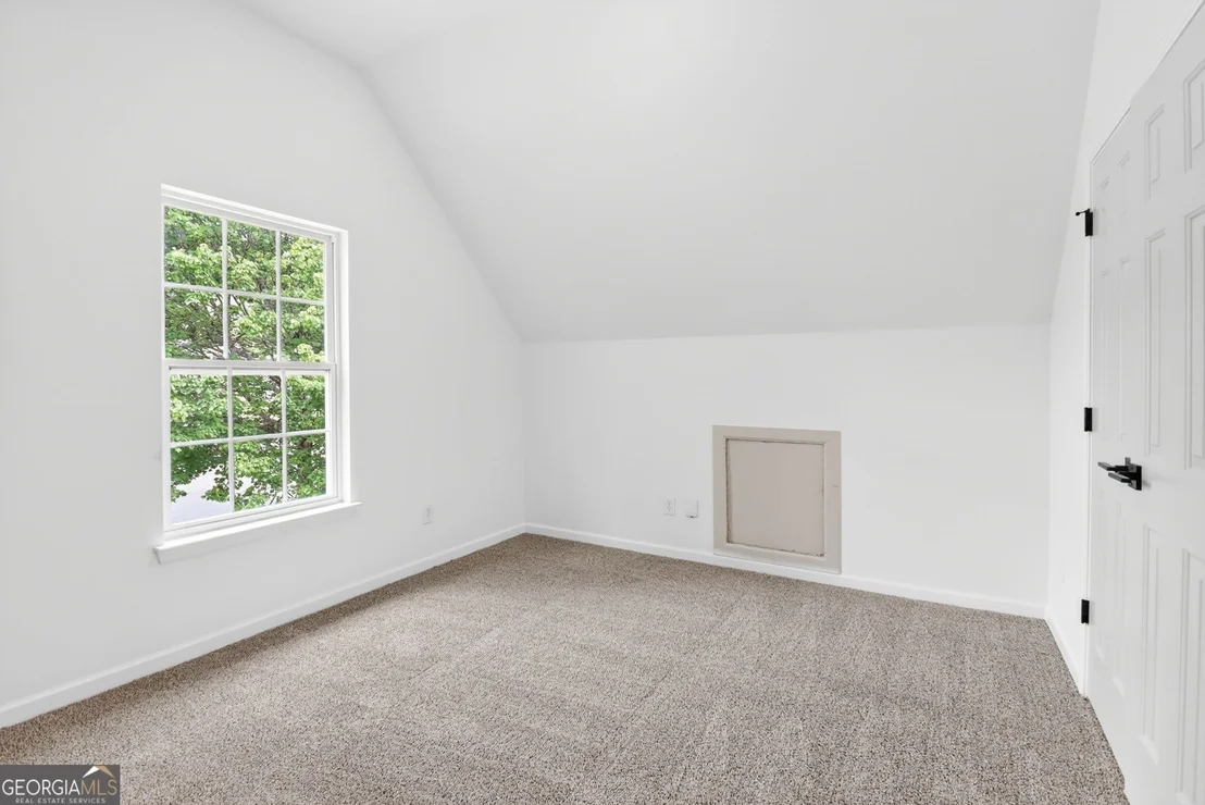 Photo of 1065 Buckingham Terrace