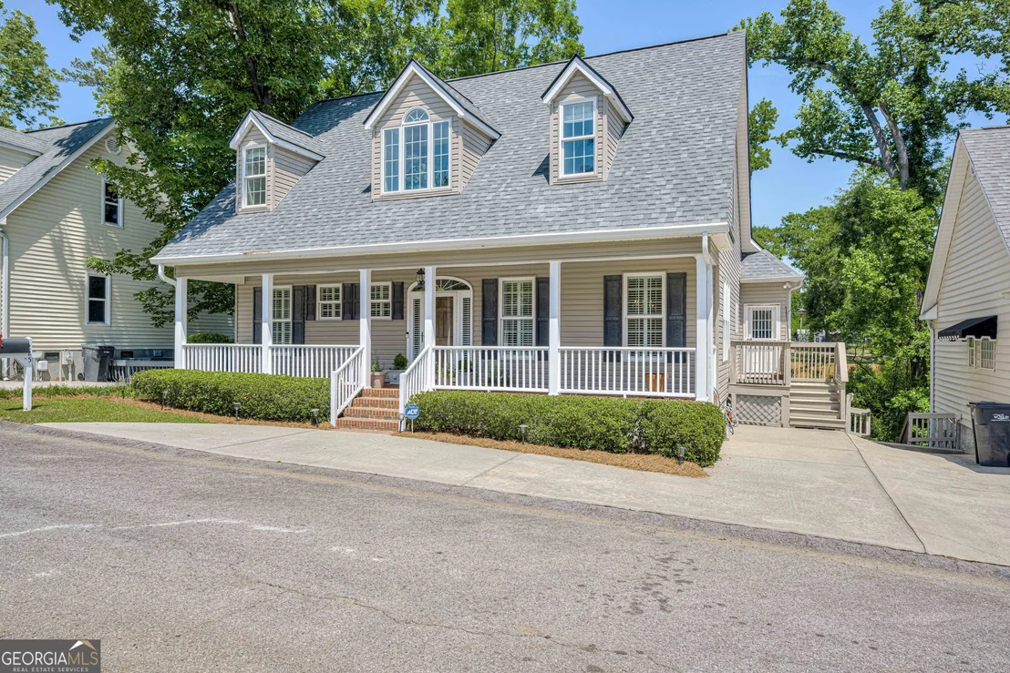 Photo of 225 Water Oak Drive