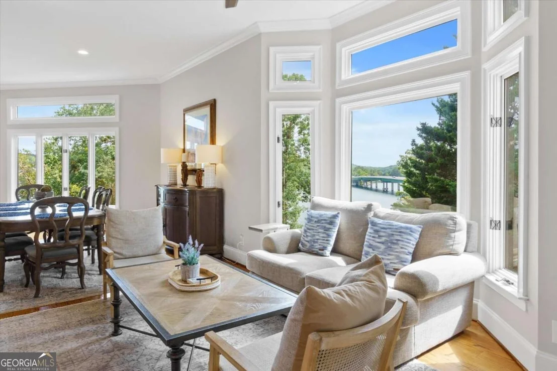 Photo of 2265 Sidney Drive