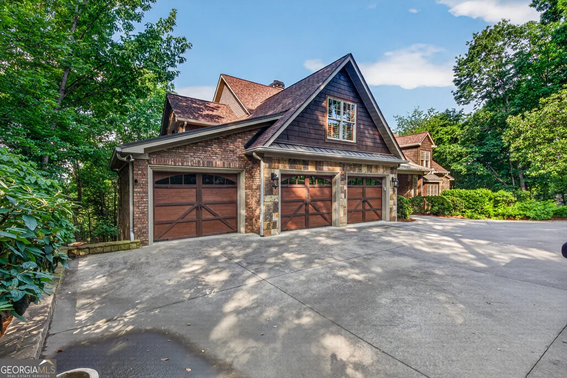 Photo of 795 Chenocetah Drive