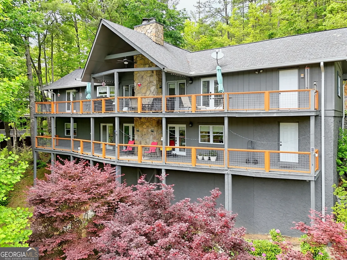 Photo of 854 Saddleback Circle