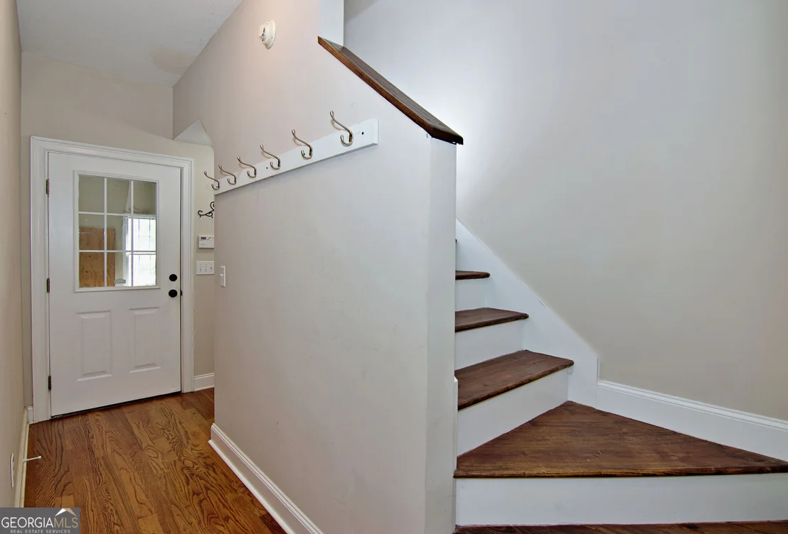 Photo of 7893 Athens Road