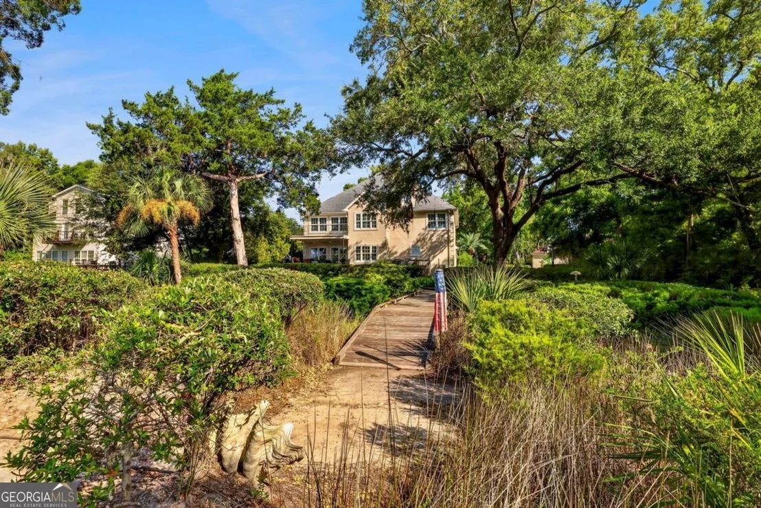 Photo of 237 Lyman Hall