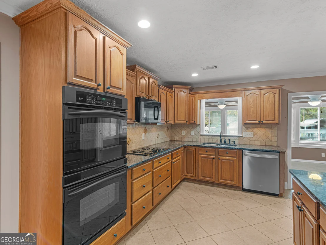 Photo of 720 Kirkland Road