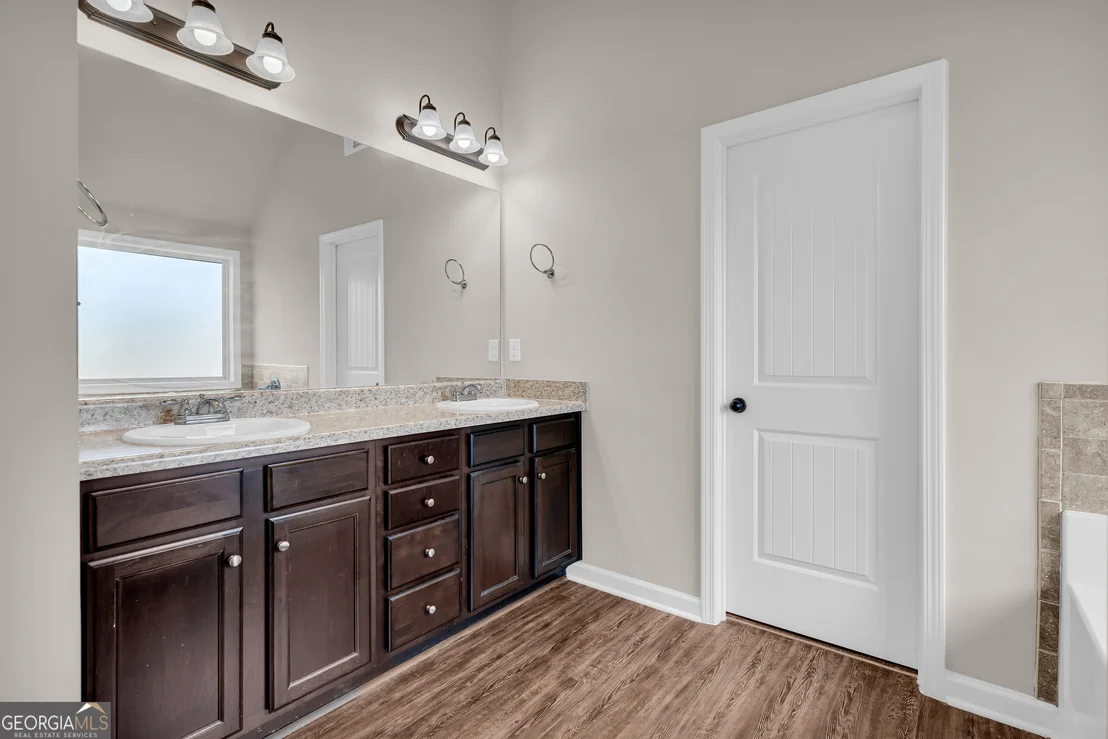 Photo of 9003 Holder Road