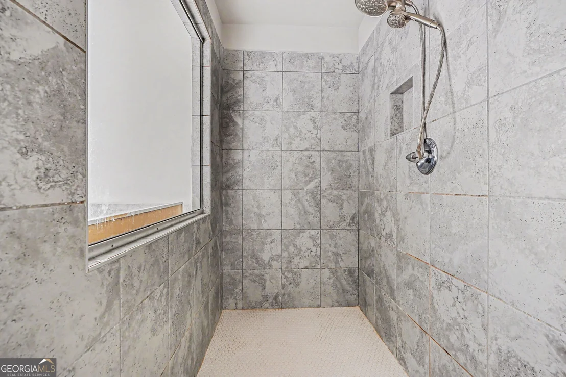 Photo of 945 Mystic Way
