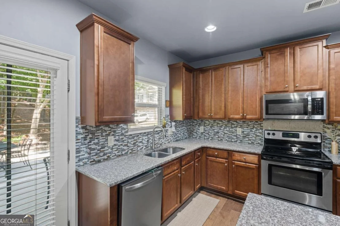 Photo of 1013 Water Oak Trace