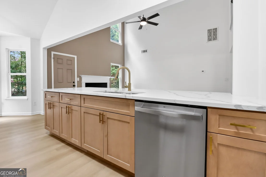 Photo of 1065 Buckingham Terrace