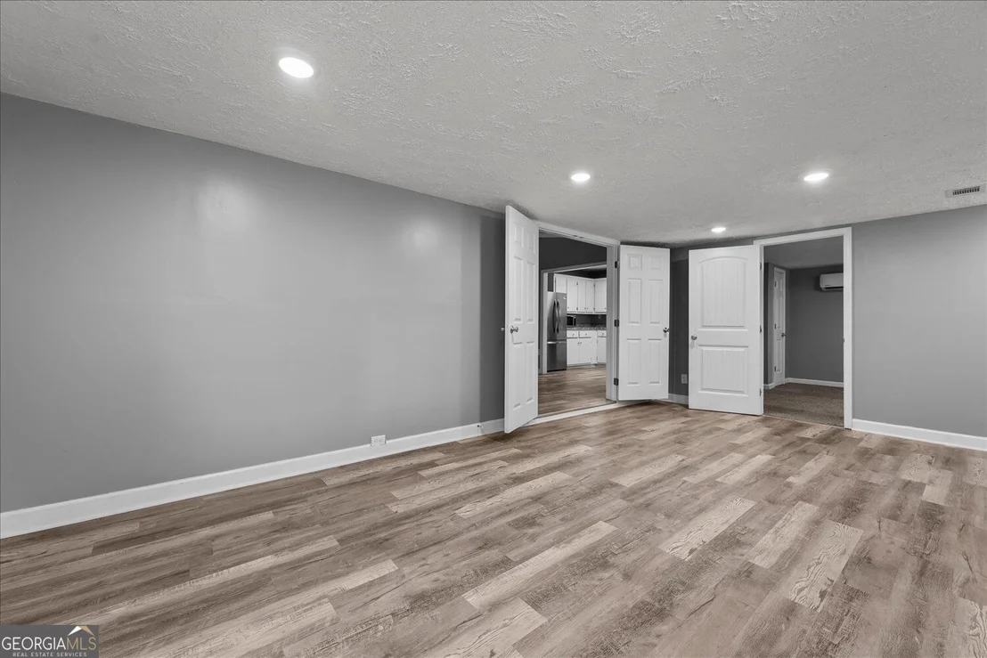 Photo of 566 Shadowmoor Circle
