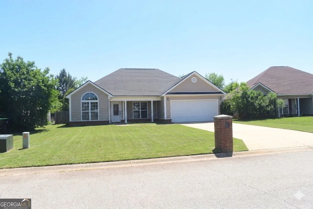Photo of 111 Raymond Circle