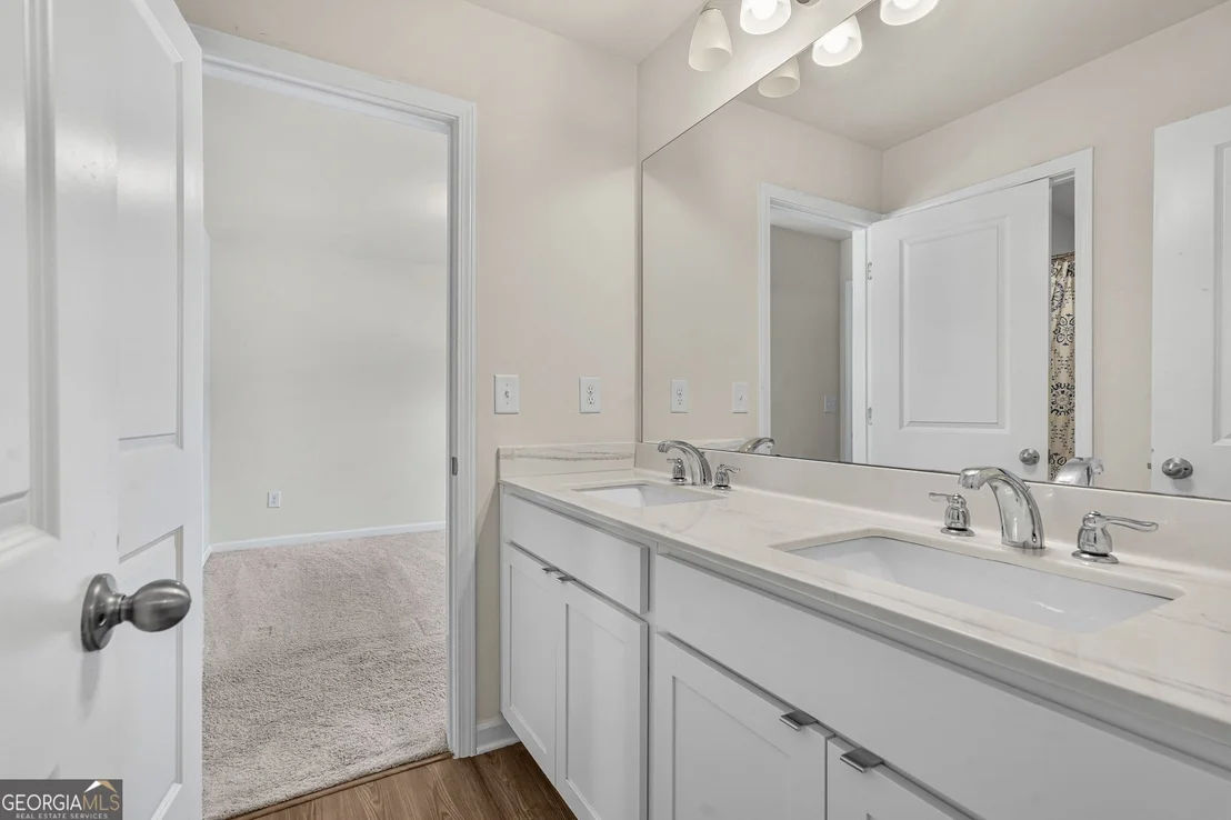 Photo of 41 Riverrock Trail