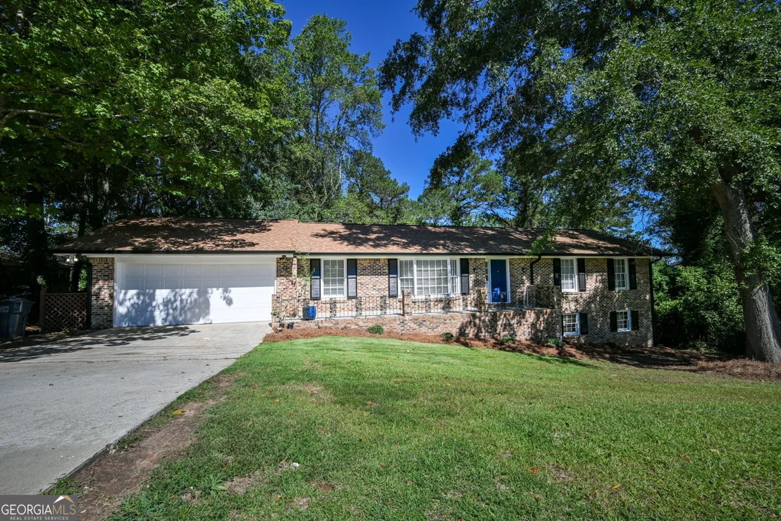 Photo of 641 Oak Drive NW