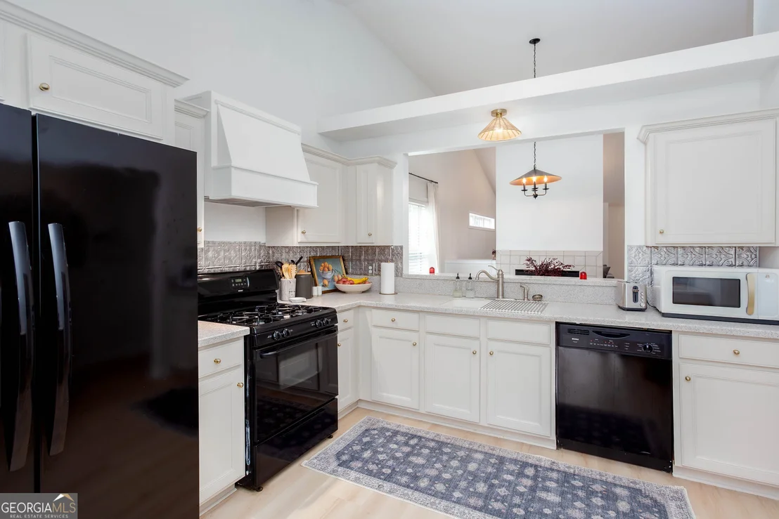 Photo of 410 Arrowhead Trail