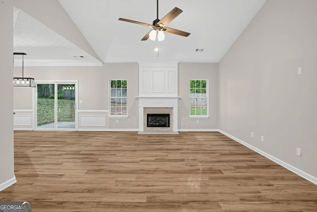 Photo of 433 Concord Circle