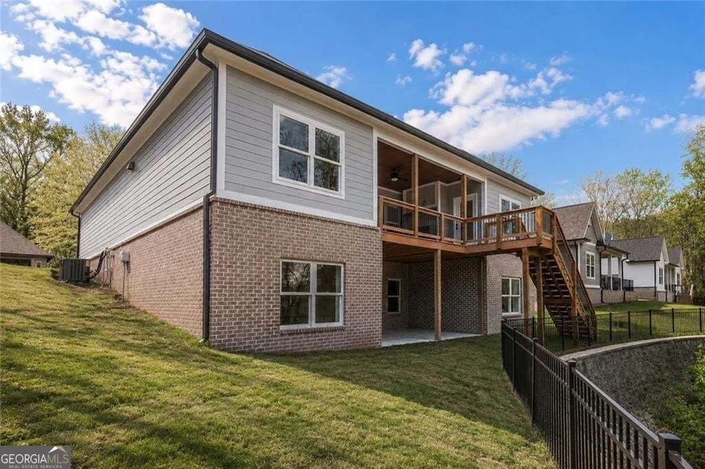 Photo of 5812 Swinging Gate Road