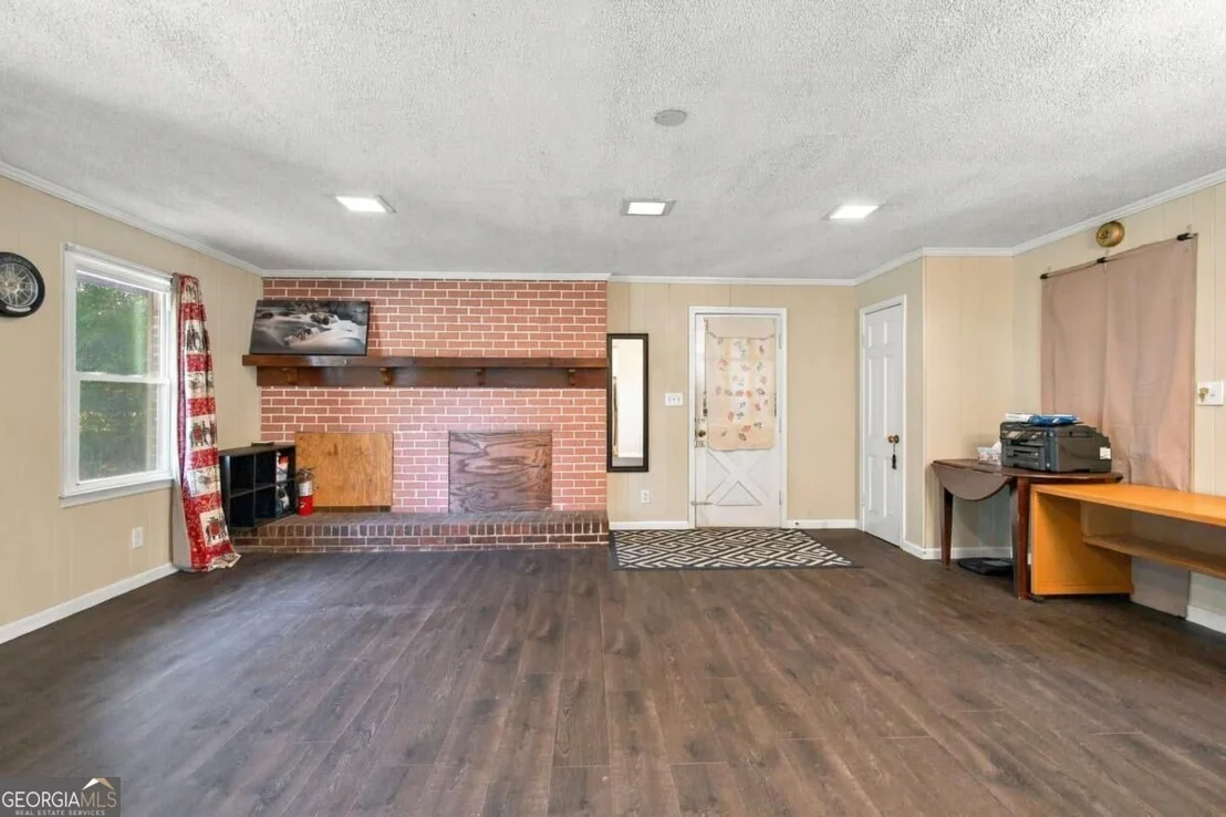 Photo of 2498 Johnson Drive