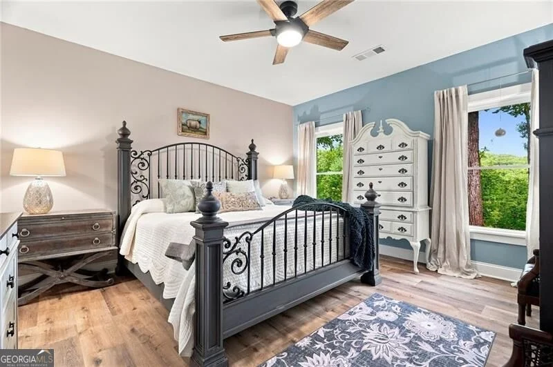 Photo of 1458 Valley View Drive
