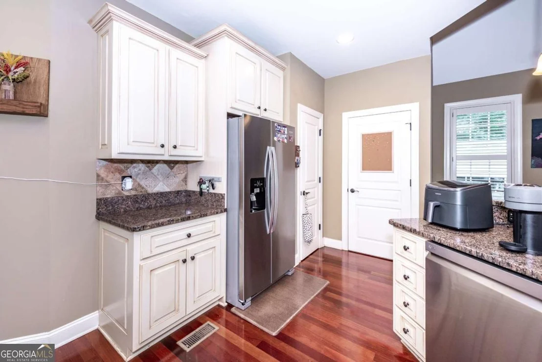 Photo of 80 White Tail Ridge Road
