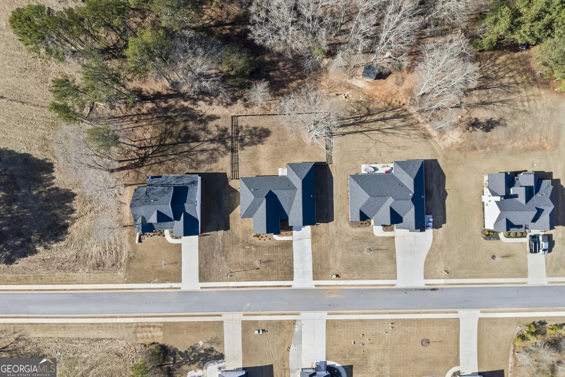 Photo of 152 White Oak Way