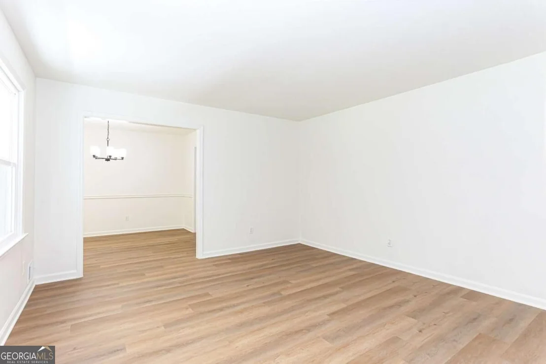 Photo of 2882 Creek Drive