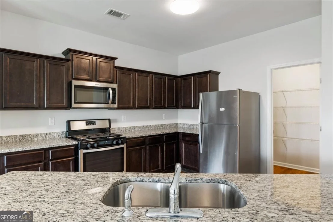 Photo of 703 Independence Avenue