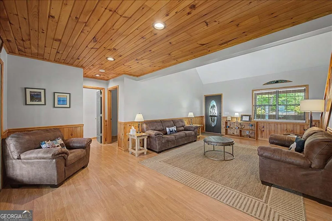 Photo of 1488 Walnut Ridge
