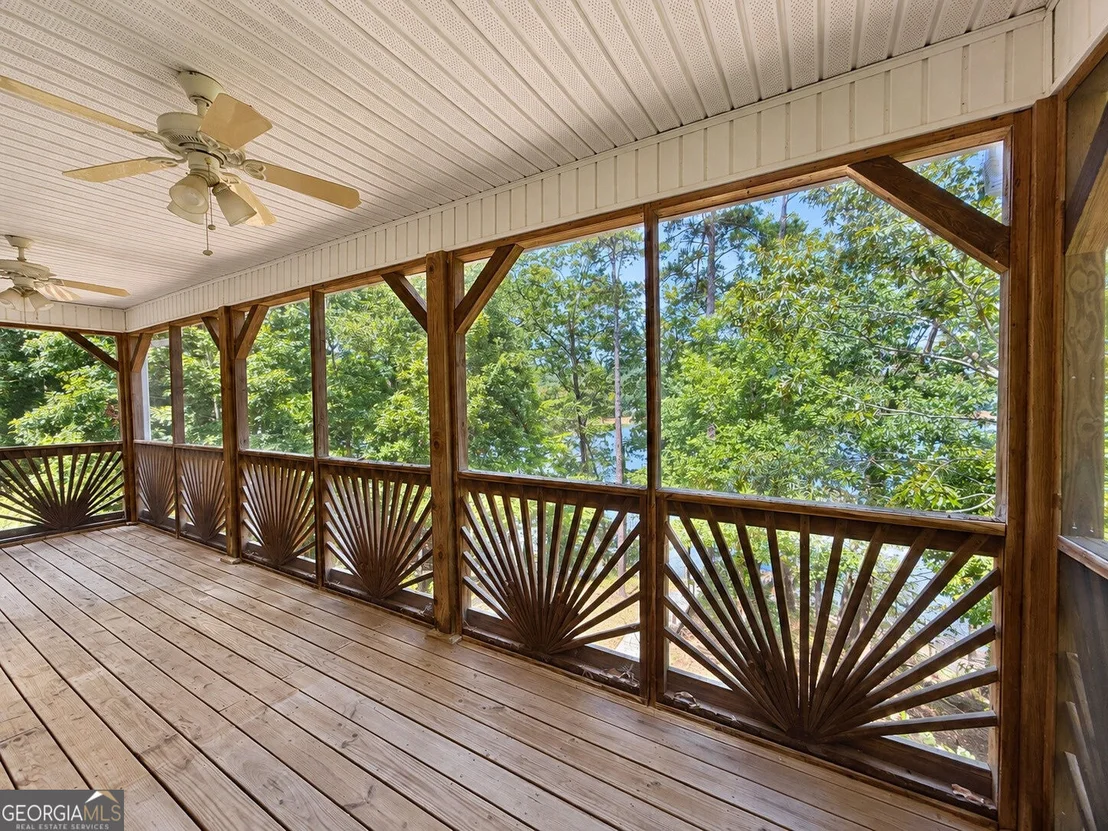 Photo of 669 Shorewood Circle