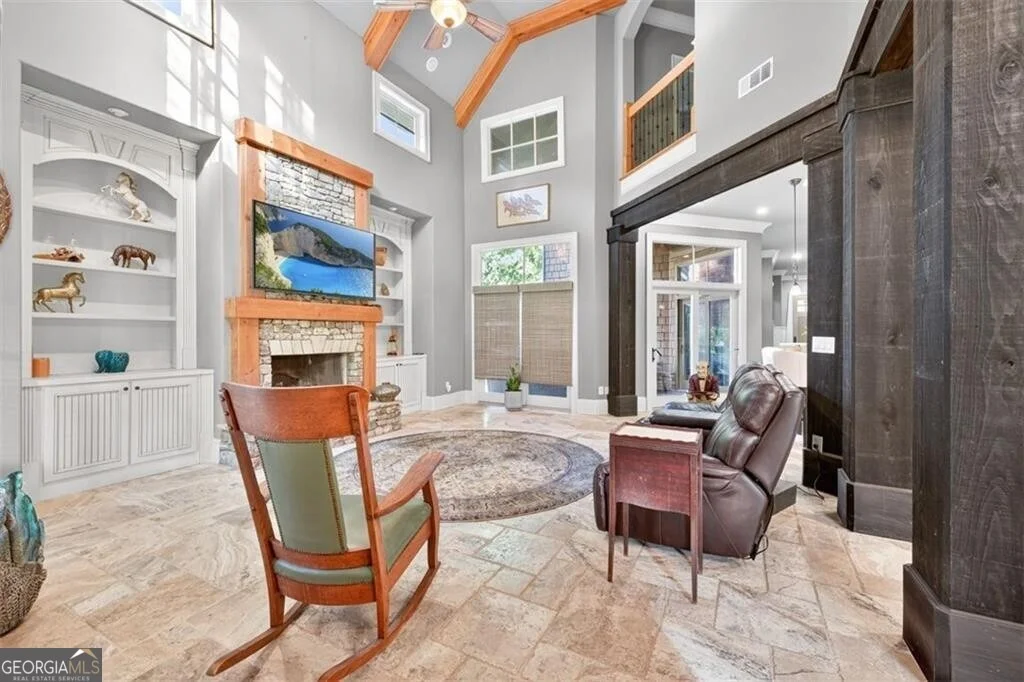 Photo of 5829 Swinging Gate Road