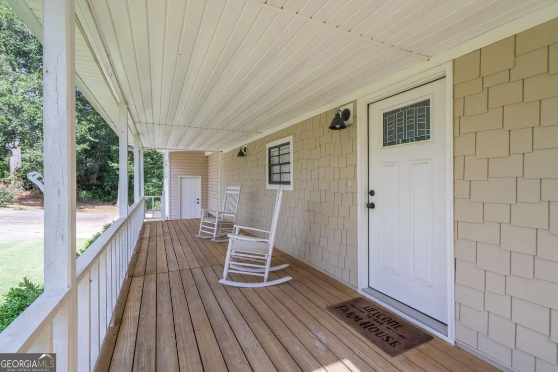 Photo of 1180 Green Briar Drive