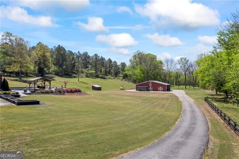 Photo of 175 Tom Jones Road