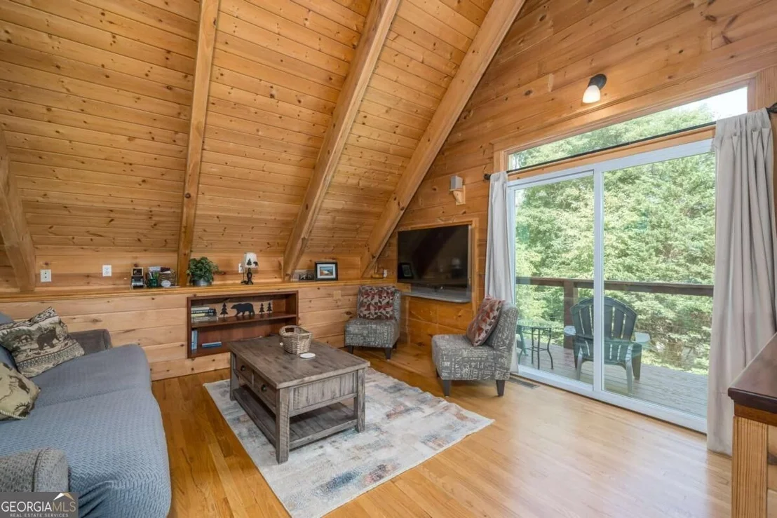Photo of 83 Riverview Circle