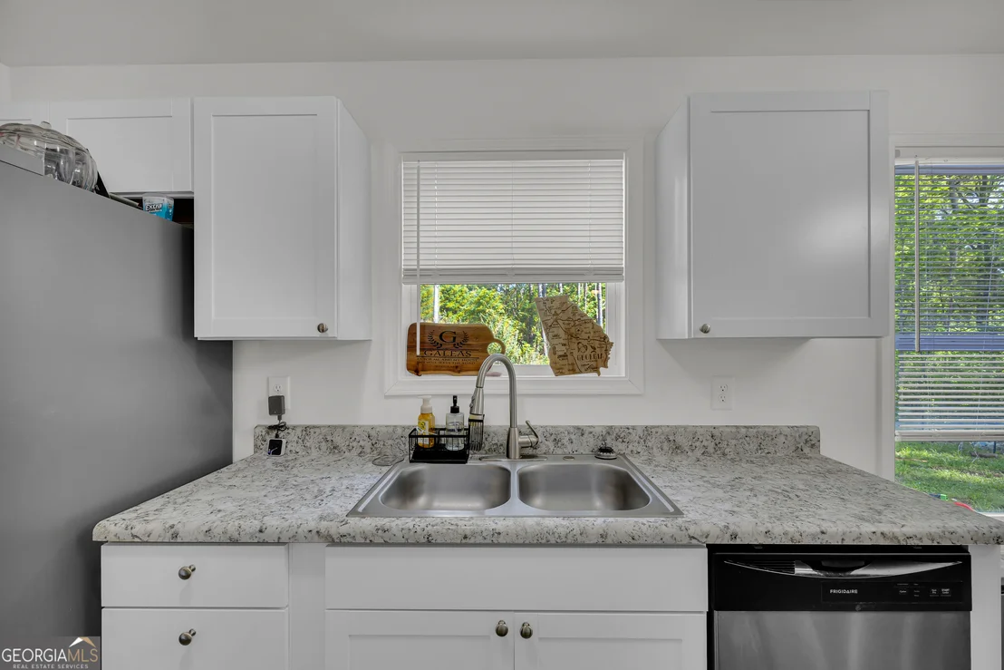 Photo of 140 Rustwood Drive