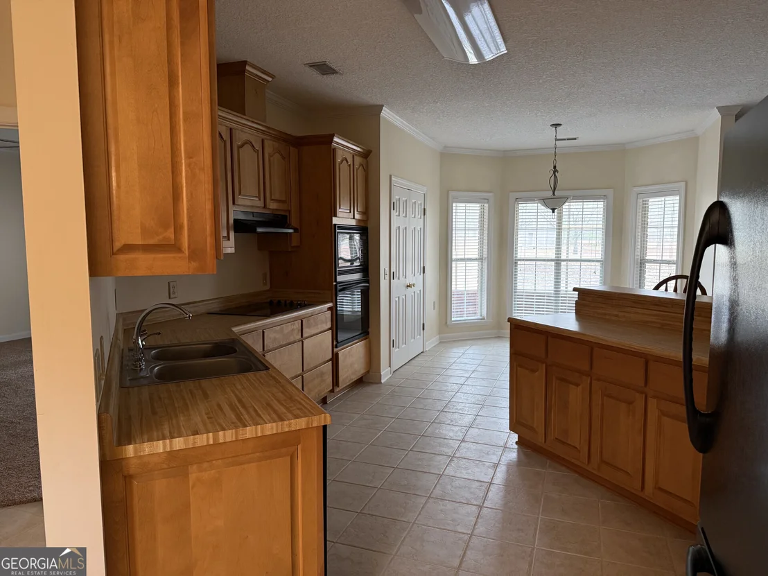 Photo of 102 Oak Circle