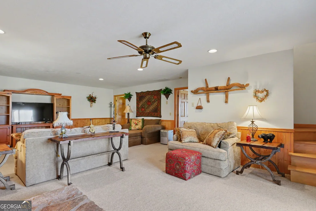 Photo of 437 Highpoint Drive