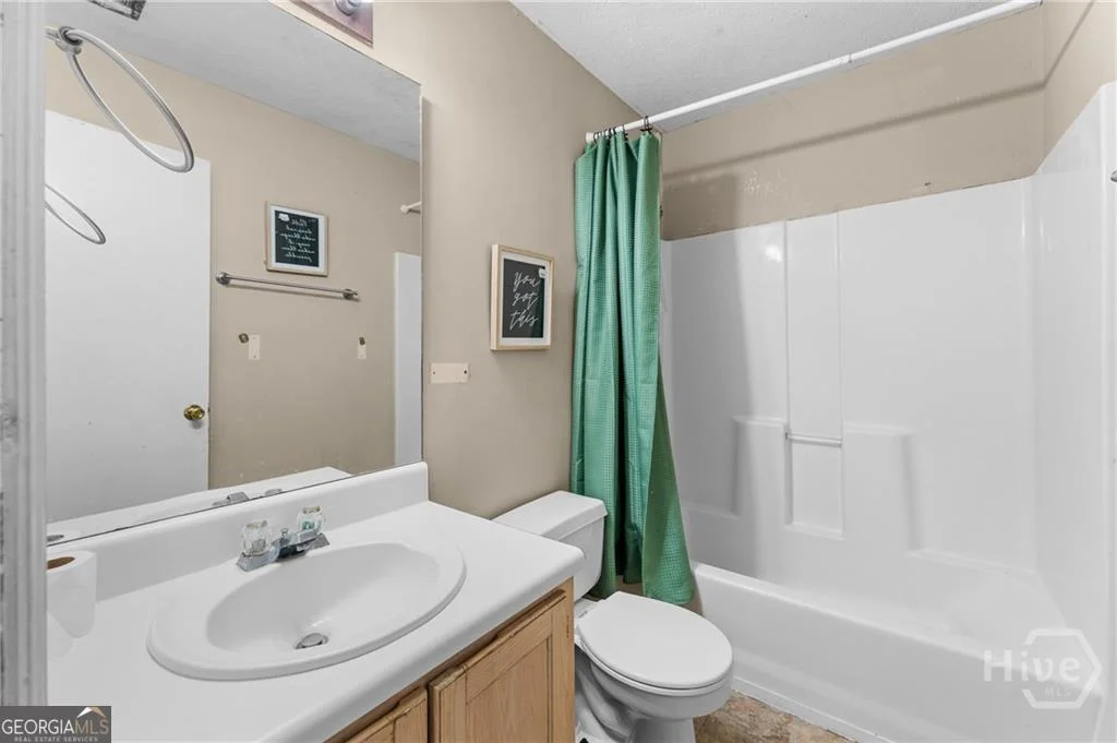 Photo of 128 Cambridge Drive