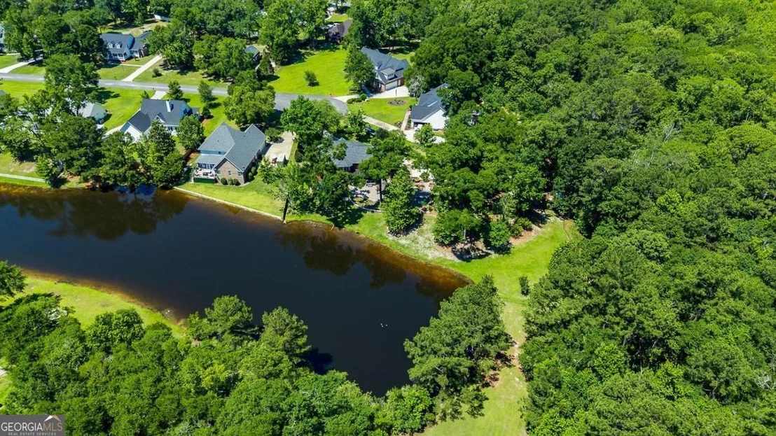 Photo of 152 Cambridge Drive