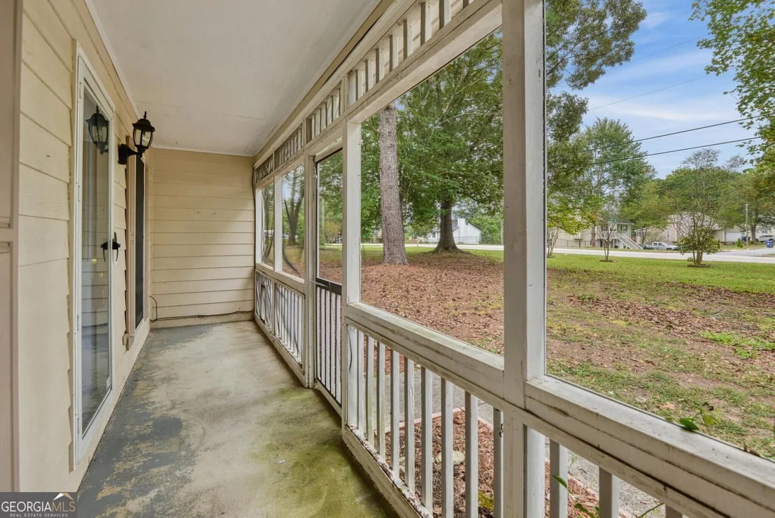 Photo of 2880 Highpoint Road