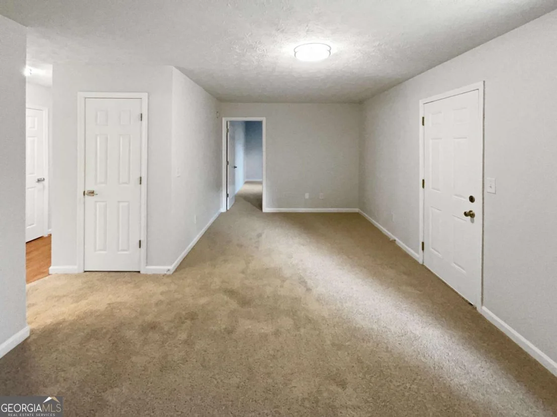 Photo of 2879 Valaise Lane