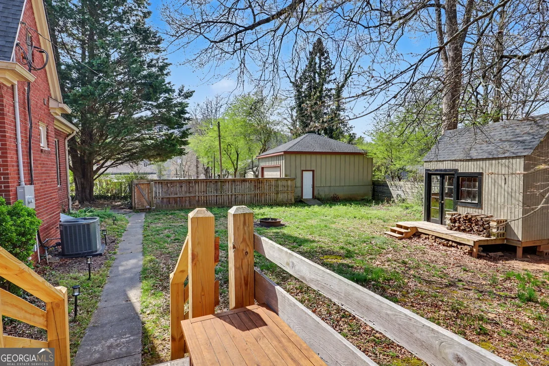 Photo of 33 Maple Street