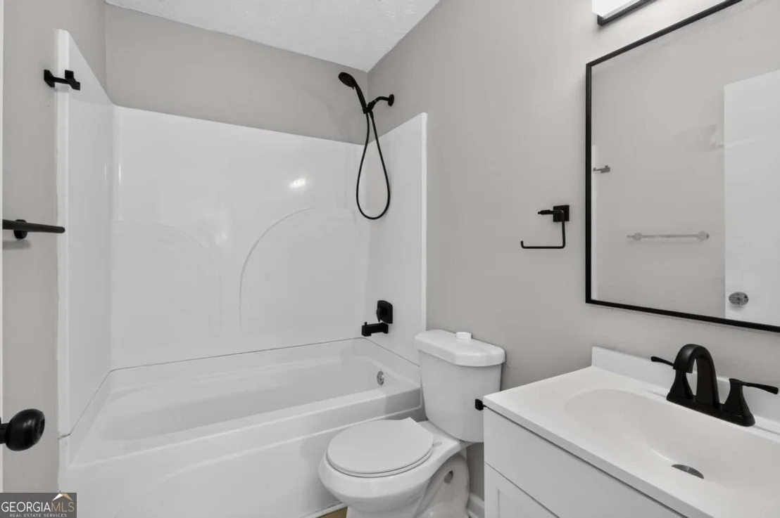 Photo of 3217 Canterbury Trail
