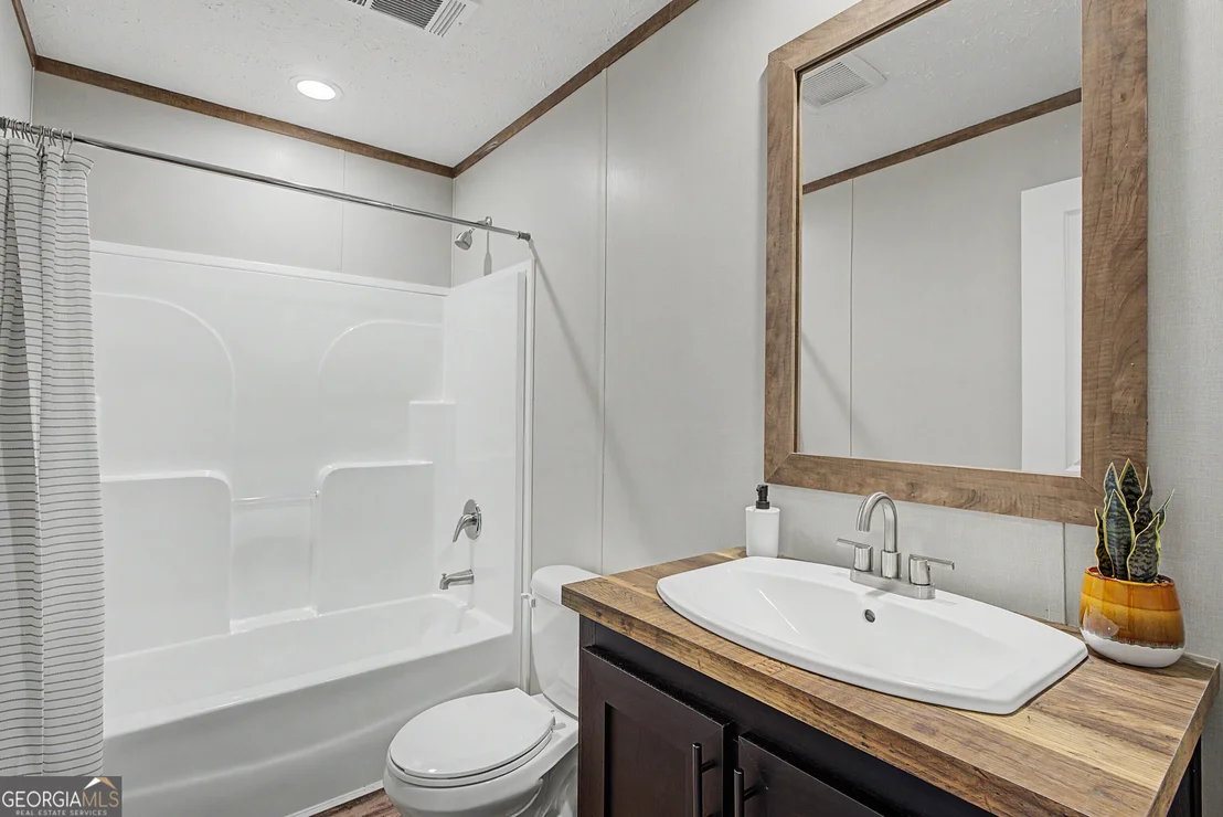 Photo of 416 Cook Road