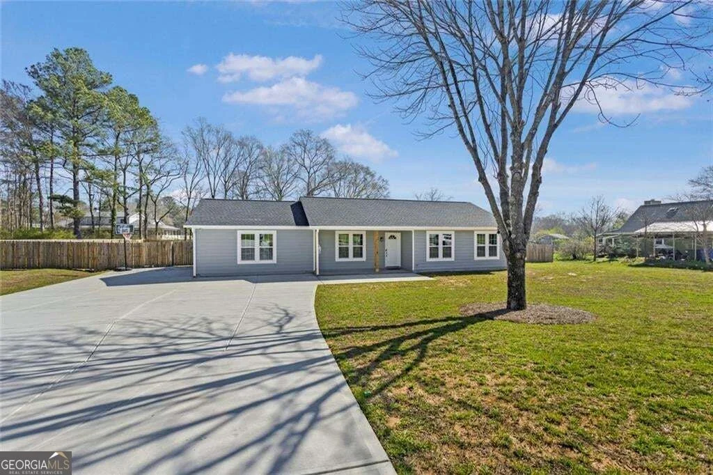 Photo of 2001 RAYMONDS Drive